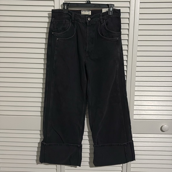NWT Free People We The Free Final Countdown Cuffed Jeans 27 Black - Picture 2 of 12